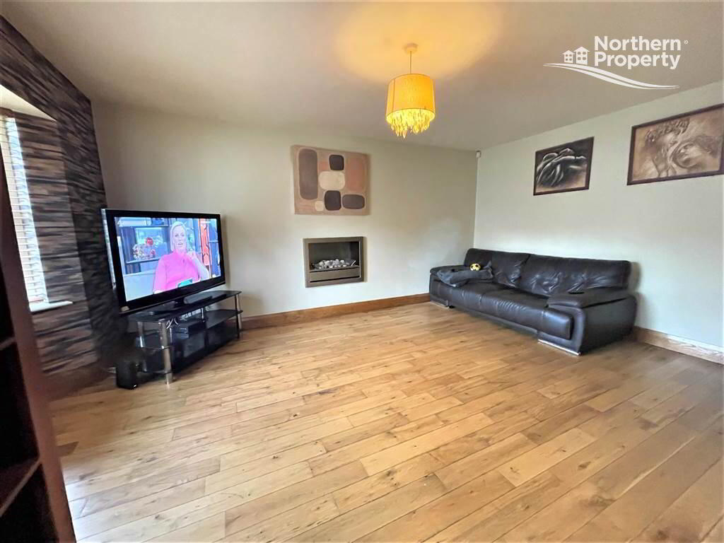 Photo 4 of 8 Mount Eagles Grove, Belfast