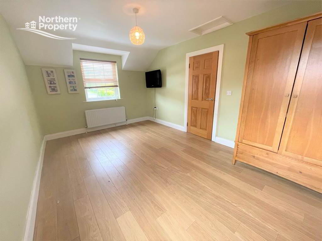 Photo 14 of 8 Mount Eagles Grove, Belfast
