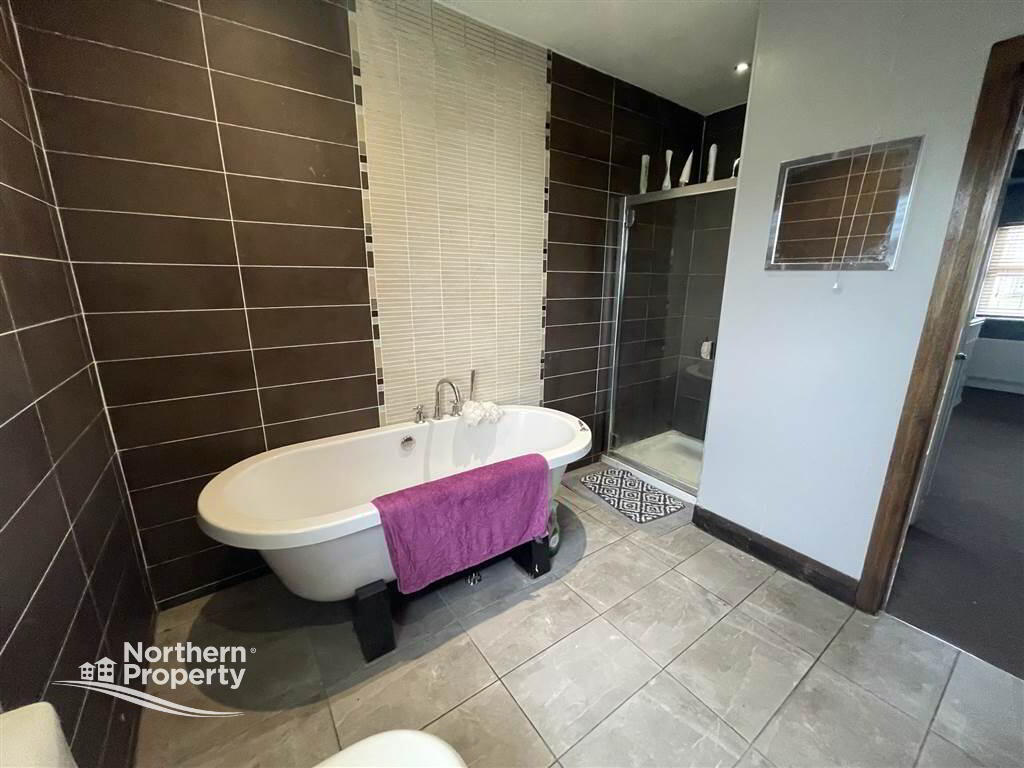 Photo 19 of 8 Mount Eagles Grove, Belfast