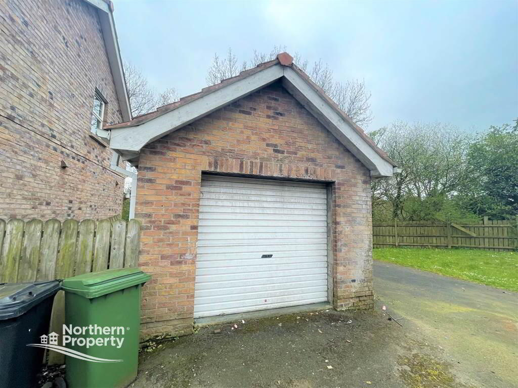 Photo 20 of 8 Mount Eagles Grove, Belfast