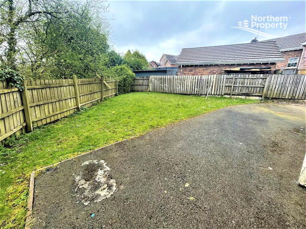 Photo 22 of 8 Mount Eagles Grove, Belfast