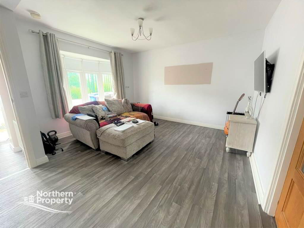 Photo 4 of 117 Monagh Road, Belfast