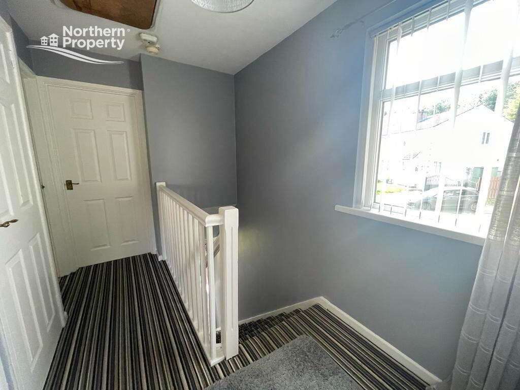 Photo 16 of 302 Lagmore Meadows, Belfast