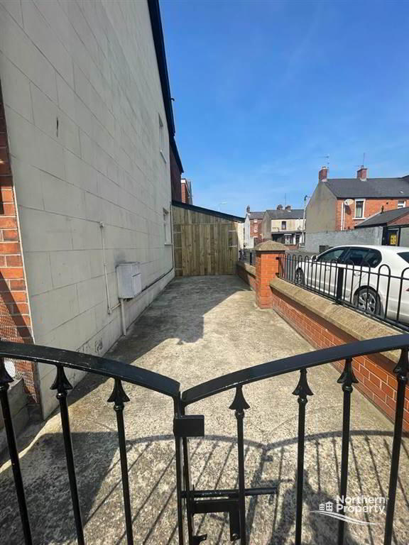 Photo 12 of 47 Amcomri Street, Belfast
