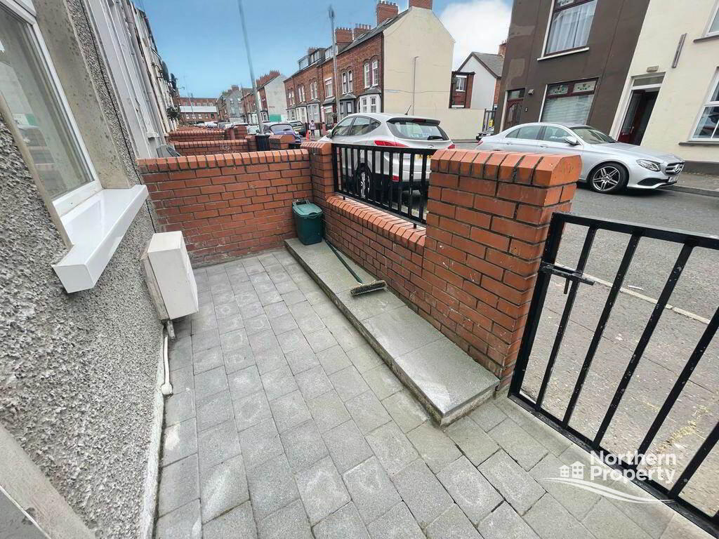 Photo 2 of 55 Iris Street, Belfast