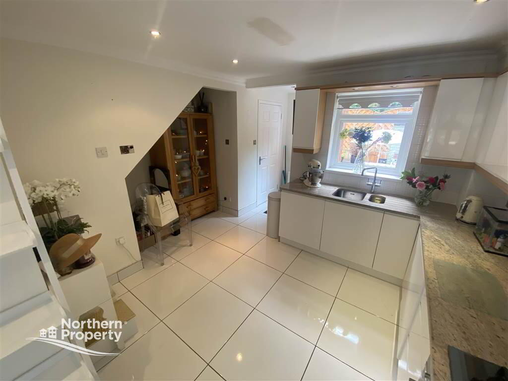 Photo 3 of 36 Cluain Mor Drive, Belfast