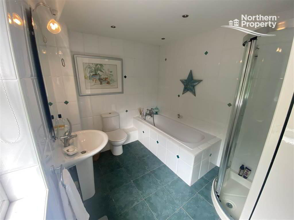 Photo 11 of 36 Cluain Mor Drive, Belfast