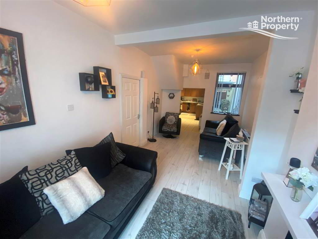 Photo 3 of 25 Crocus Street, Belfast