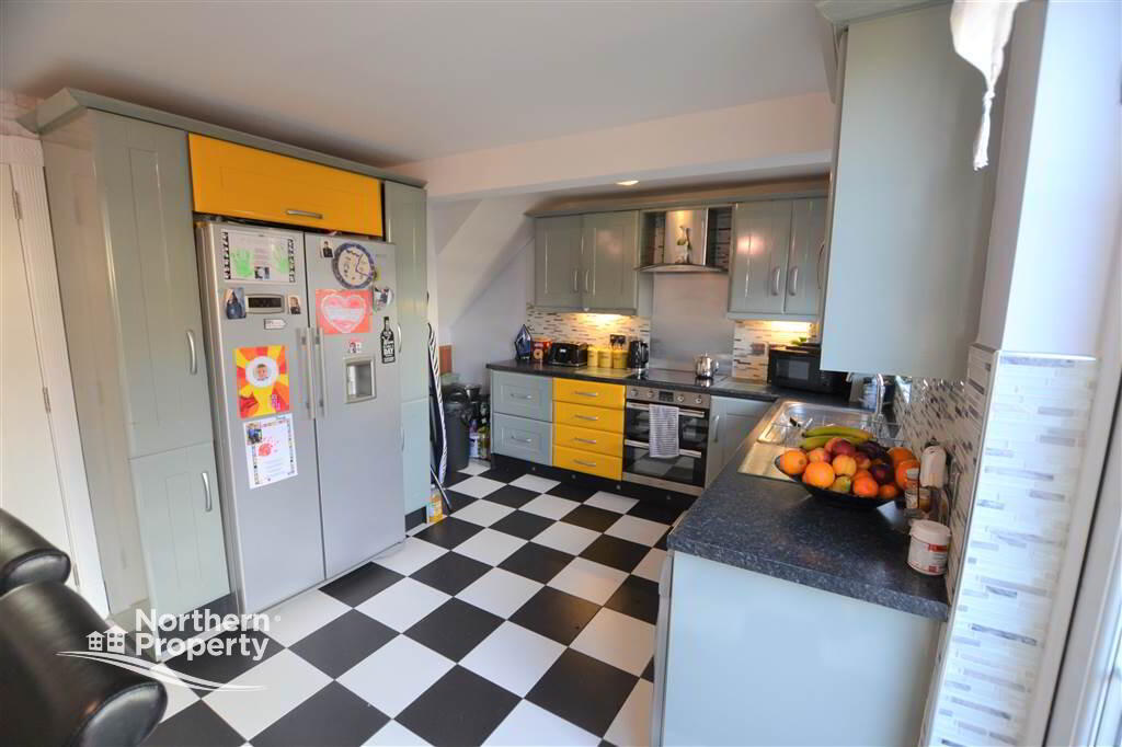 Photo 8 of 6 Laburnum Row, Dunmurry, Belfast