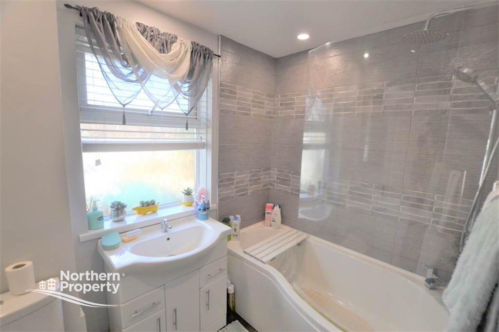 Photo 11 of 6 Laburnum Row, Dunmurry, Belfast