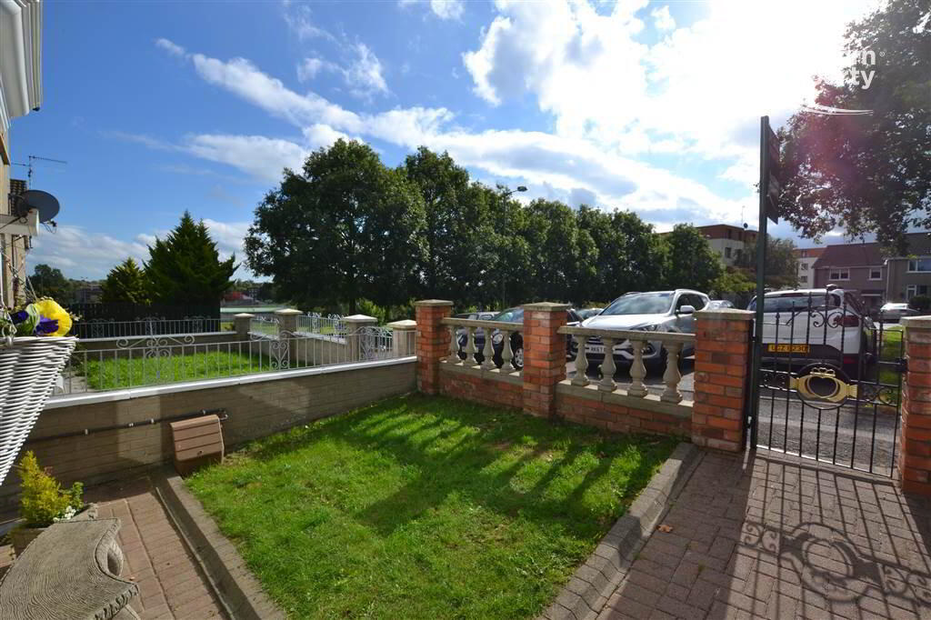 Photo 22 of 6 Laburnum Row, Dunmurry, Belfast