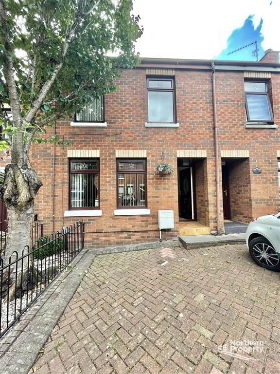 Photo 2 of 24 Irwell Court, Belfast
