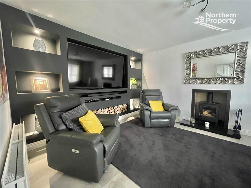 Photo 3 of 21 Mount Eagles Way, Dunmurry, Belfast