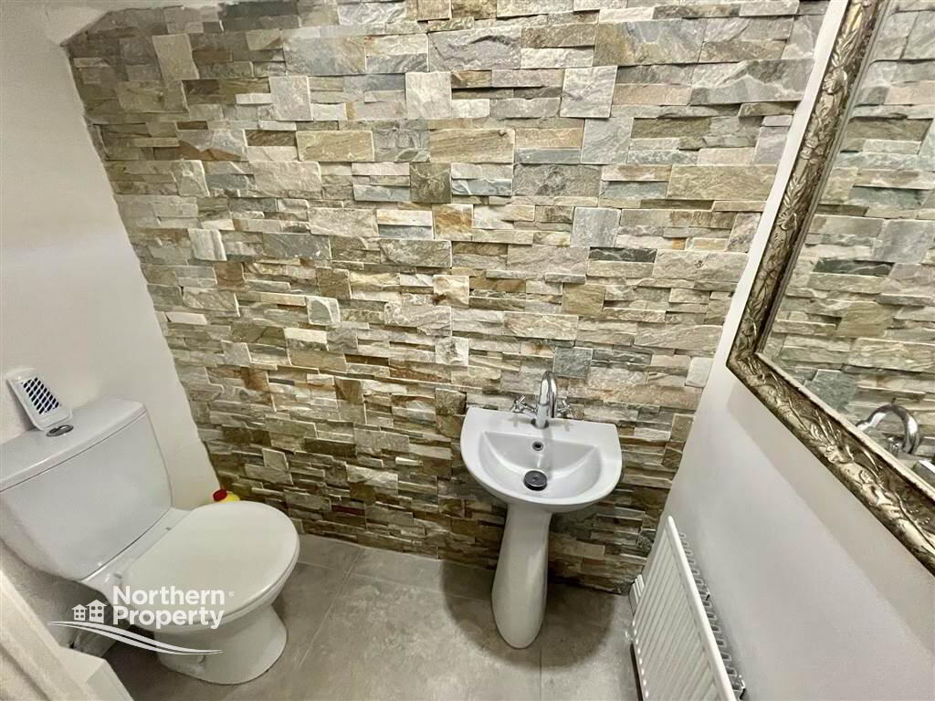 Photo 6 of 21 Mount Eagles Way, Dunmurry, Belfast