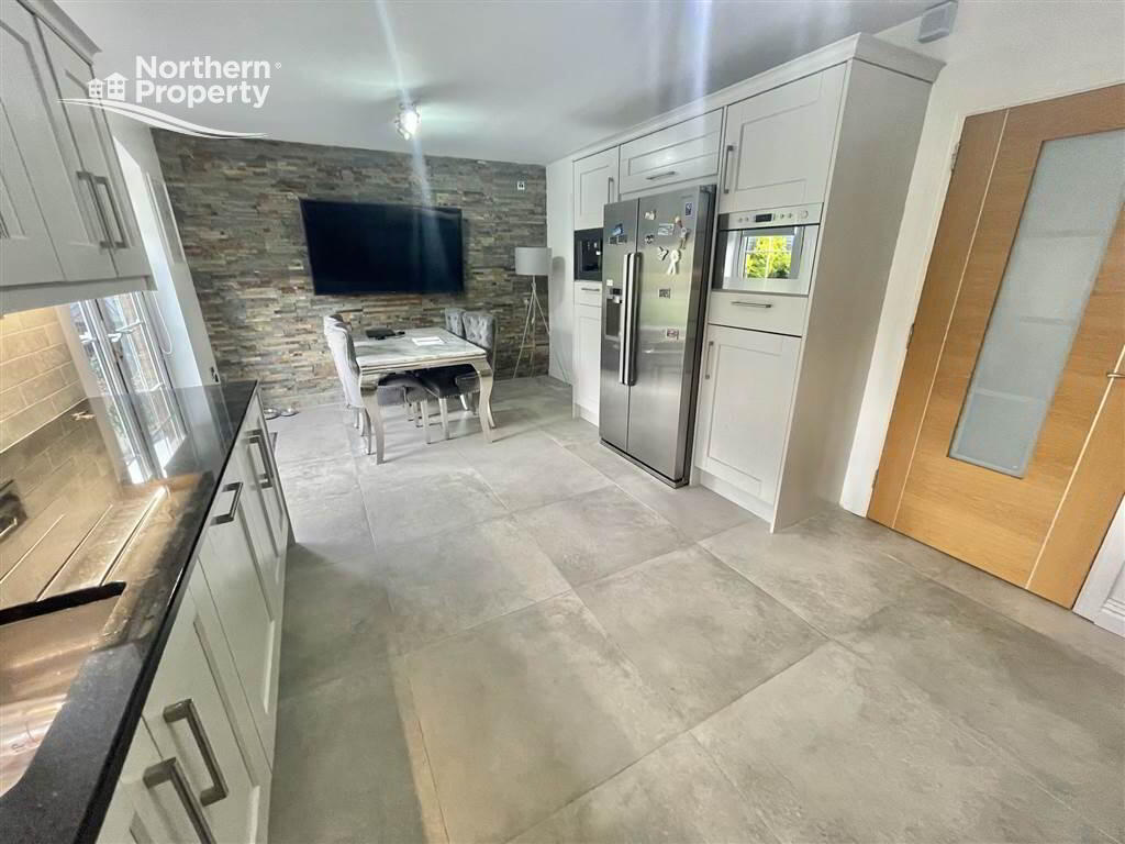 Photo 13 of 21 Mount Eagles Way, Dunmurry, Belfast
