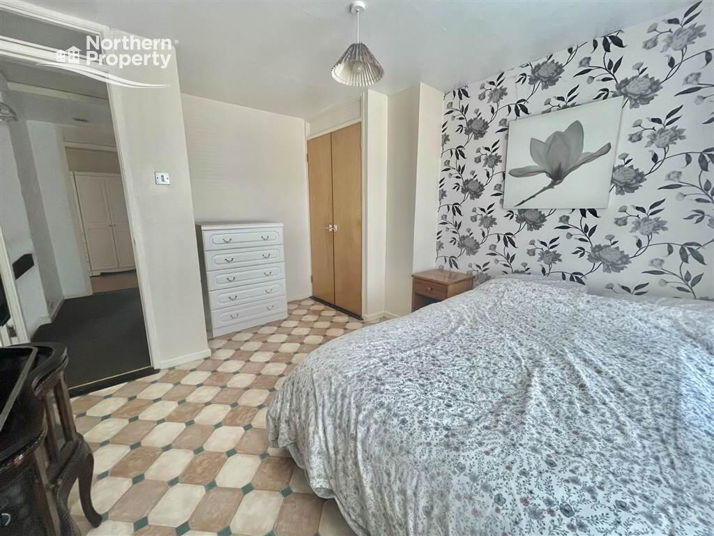 Photo 11 of 21 Clandeboye Drive, Belfast