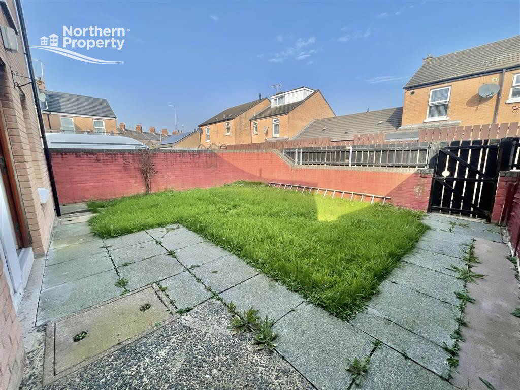Photo 18 of 21 Clandeboye Drive, Belfast