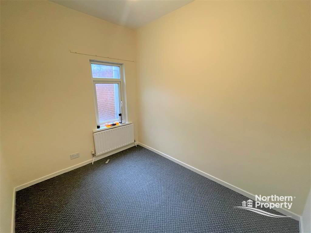Photo 6 of 47 Fallswater Street, Belfast