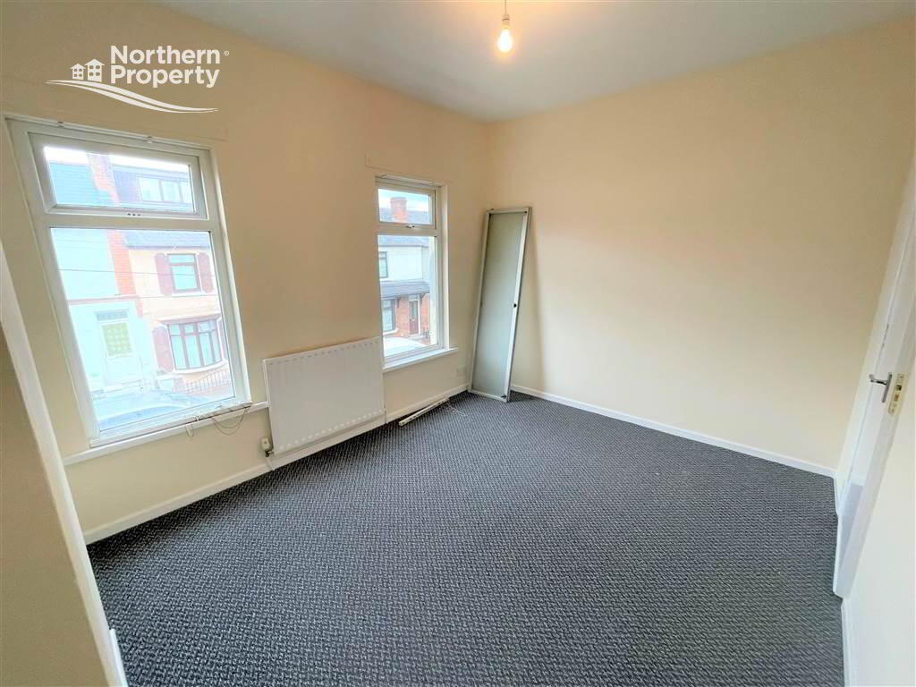 Photo 5 of 47 Fallswater Street, Belfast