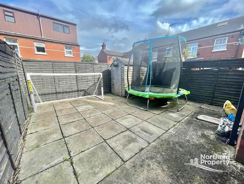 Photo 9 of 12 Lisfaddan Drive, Belfast