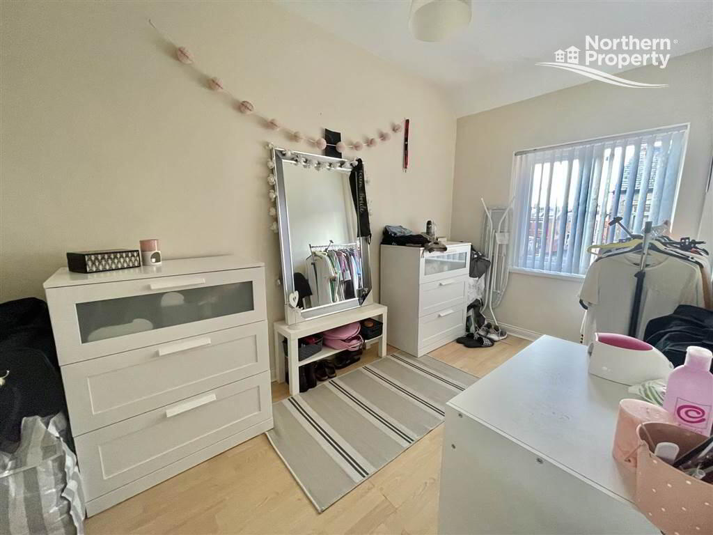 Photo 7 of 2 Beechmount Crescent, Belfast