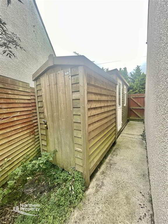 Photo 15 of 13 Norglen Gardens, Belfast