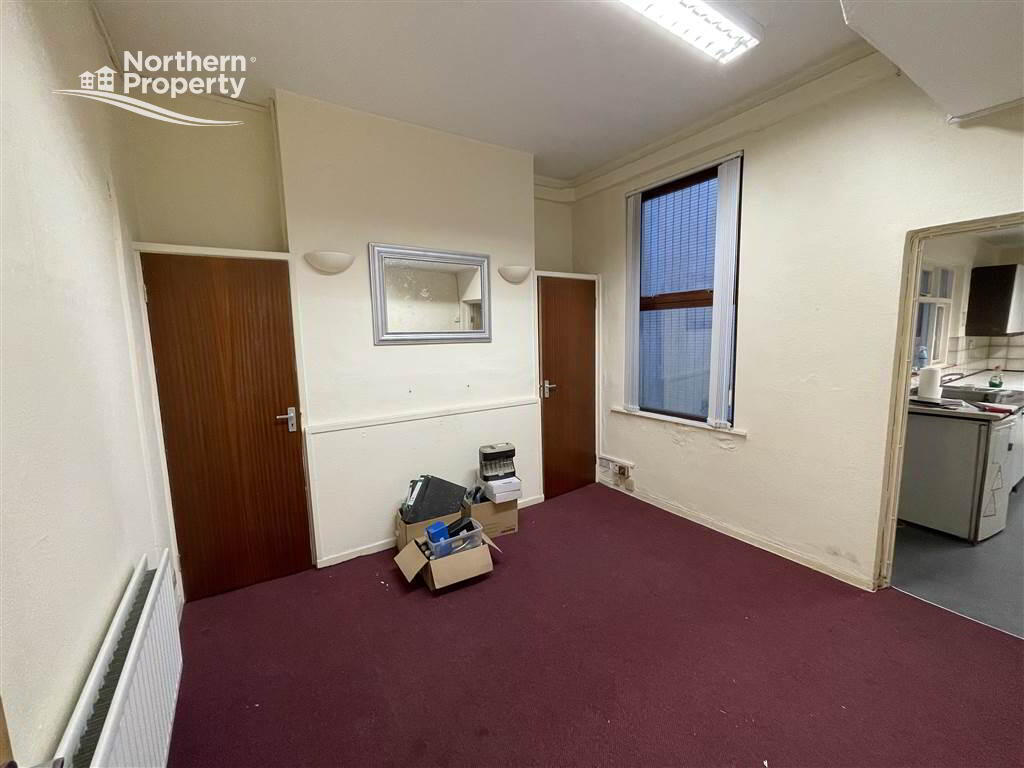 Photo 7 of 461 Falls Road, Belfast
