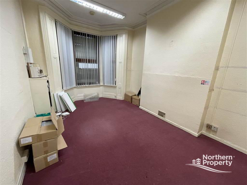 Photo 3 of 461 Falls Road, Belfast