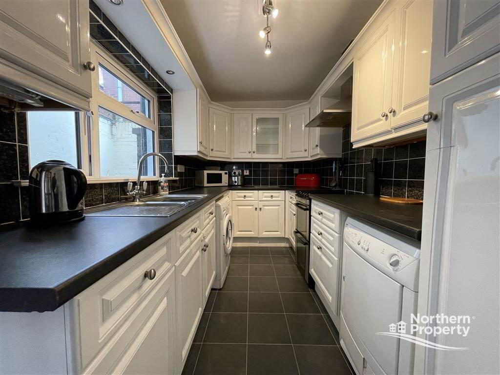 Photo 5 of 27 Beechfield Street, Belfast
