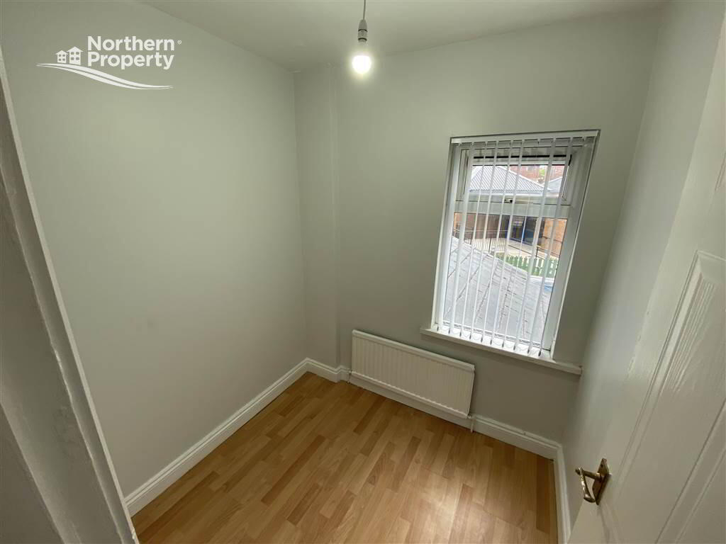 Photo 7 of 66 Beechmount Parade, Beechmount, Belfast