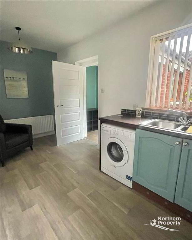 Photo 6 of 35 Brittons Drive, Belfast
