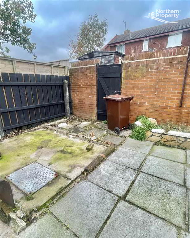 Photo 11 of 35 Brittons Drive, Belfast