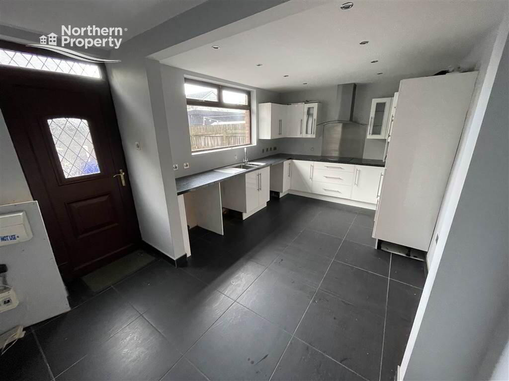 Photo 5 of 40 Ballycairn Close, Belfast