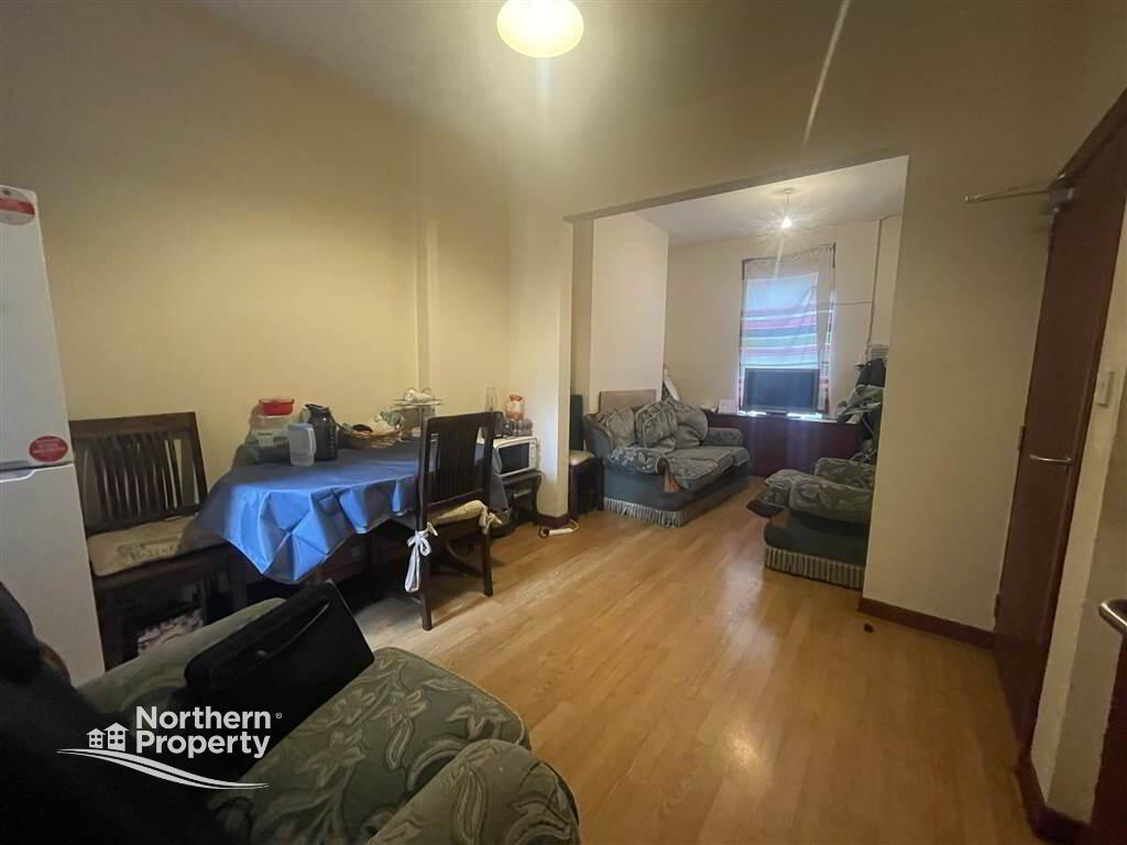 Photo 3 of 35 Crocus Street, Belfast