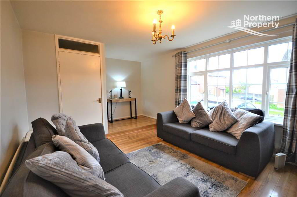 Photo 3 of 7 Laurelbank, Dunmurry, Belfast