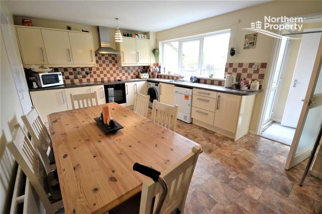 Photo 4 of 7 Laurelbank, Dunmurry, Belfast