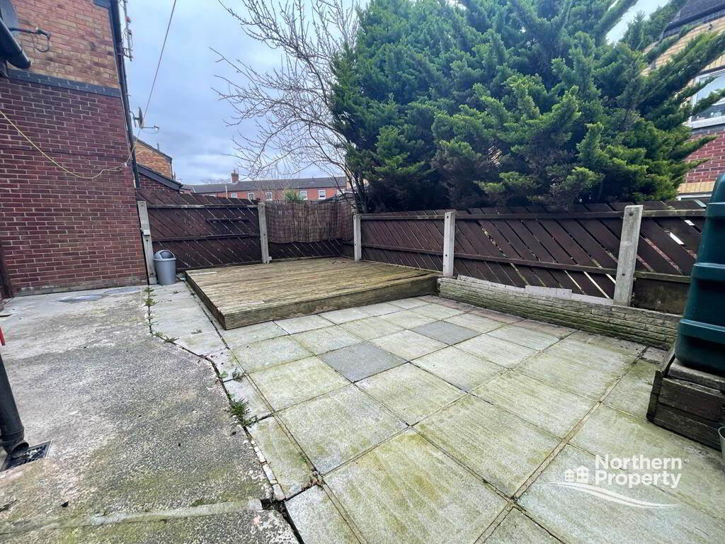 Photo 15 of 20 Beechmount Gardens, Belfast