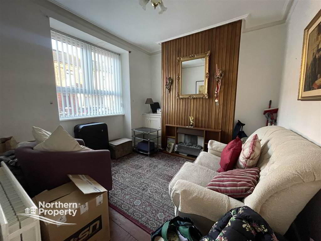 Photo 3 of 6 Fallswater Street, Belfast