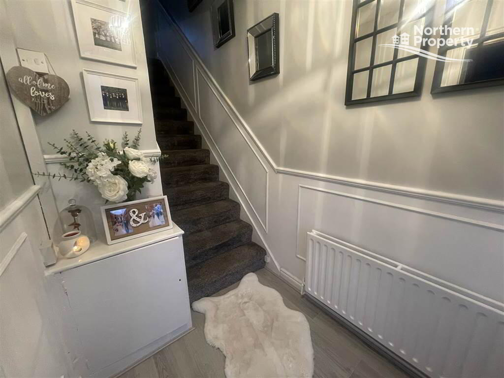 Photo 3 of 173 Horn Drive, Belfast