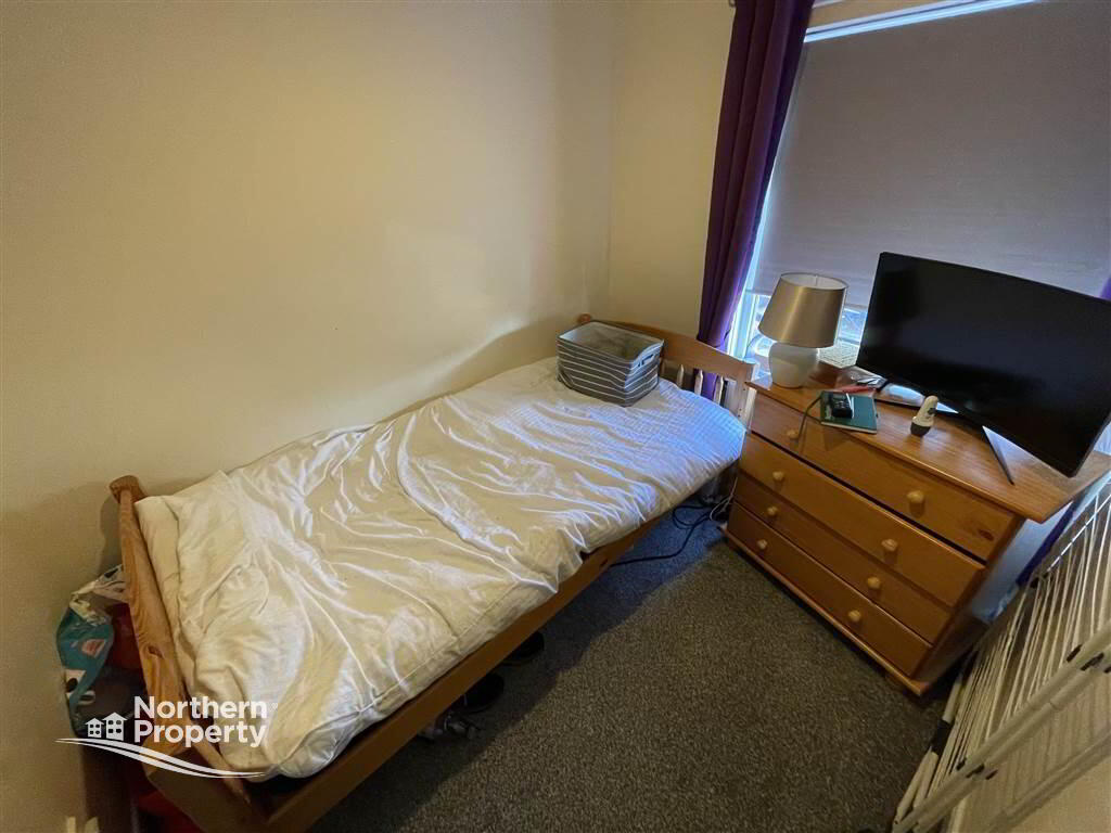 Photo 16 of 13 St James Drive, Belfast