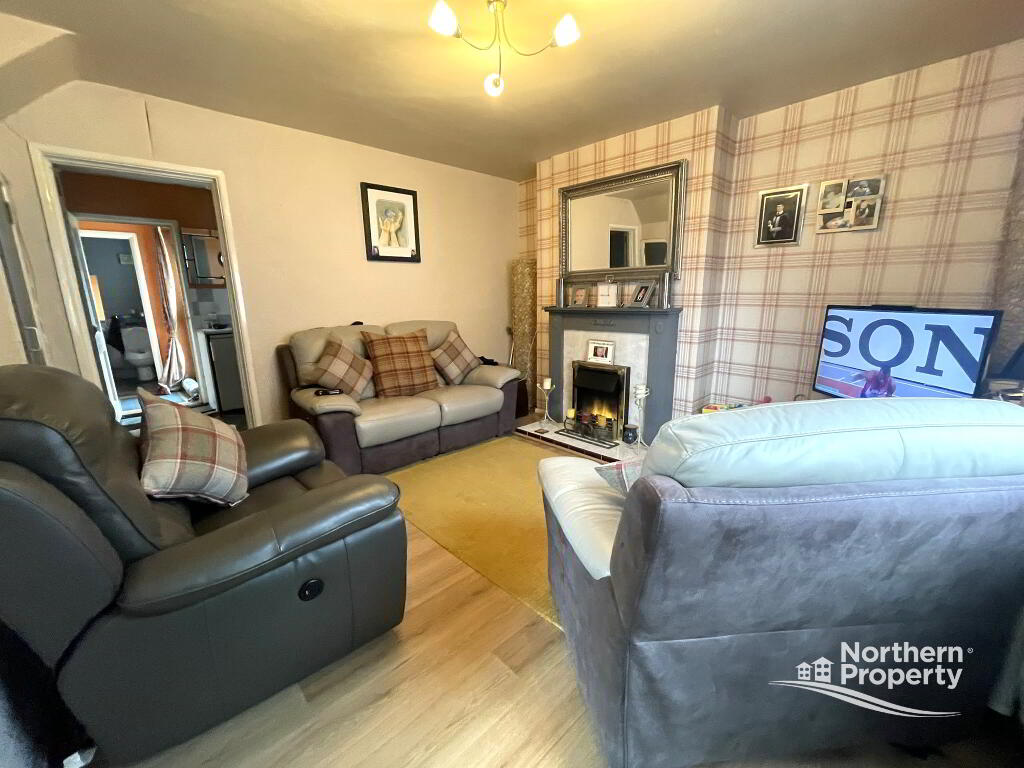 Photo 3 of 13 Colinward Street, Belfast