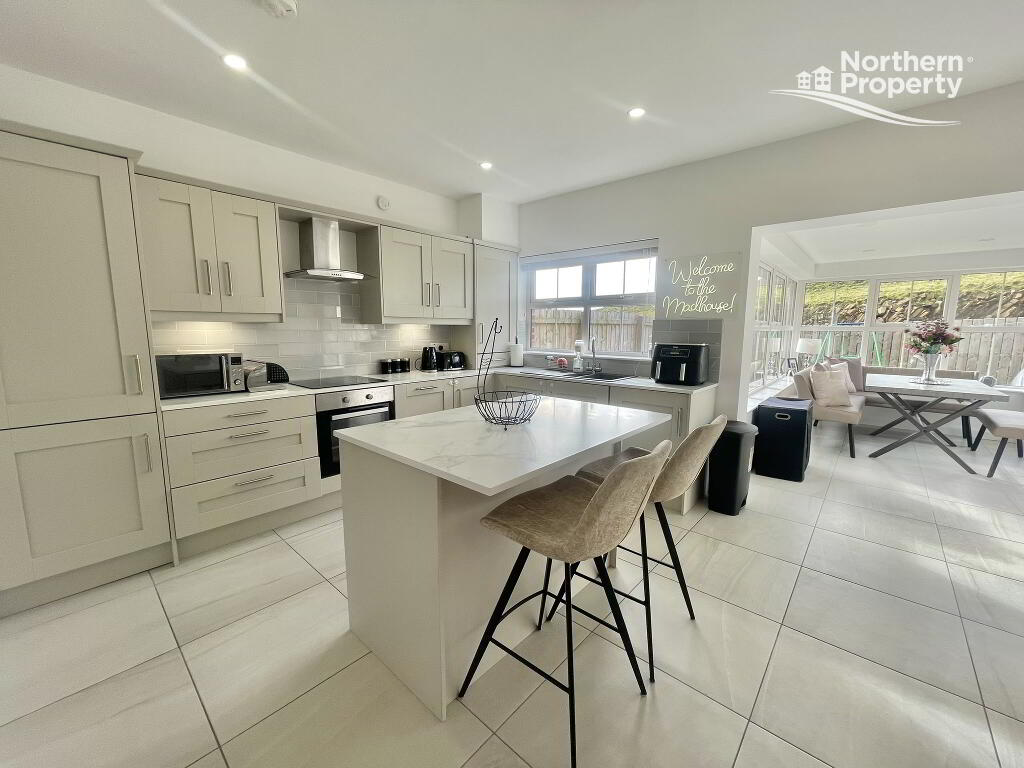 Photo 10 of 87 Thornberry Hill, Belfast