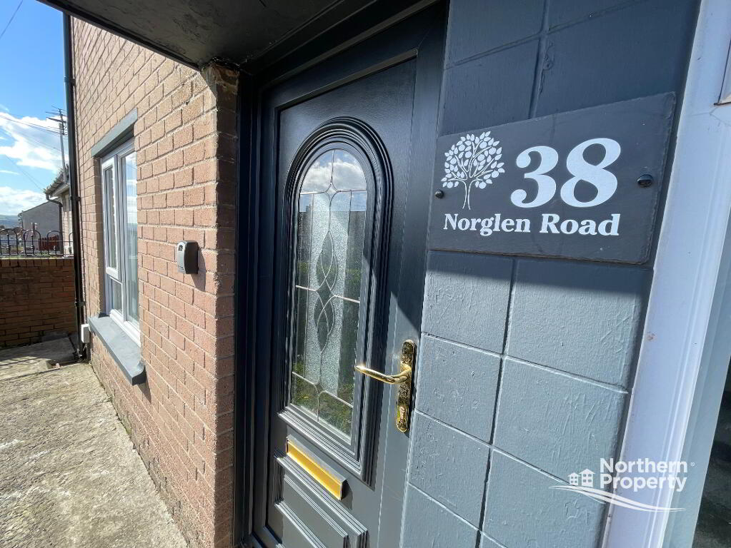 Photo 3 of 38 Norglen Road, Belfast