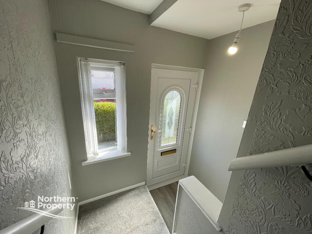 Photo 4 of 38 Norglen Road, Belfast