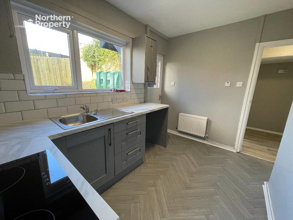 Photo 8 of 38 Norglen Road, Belfast