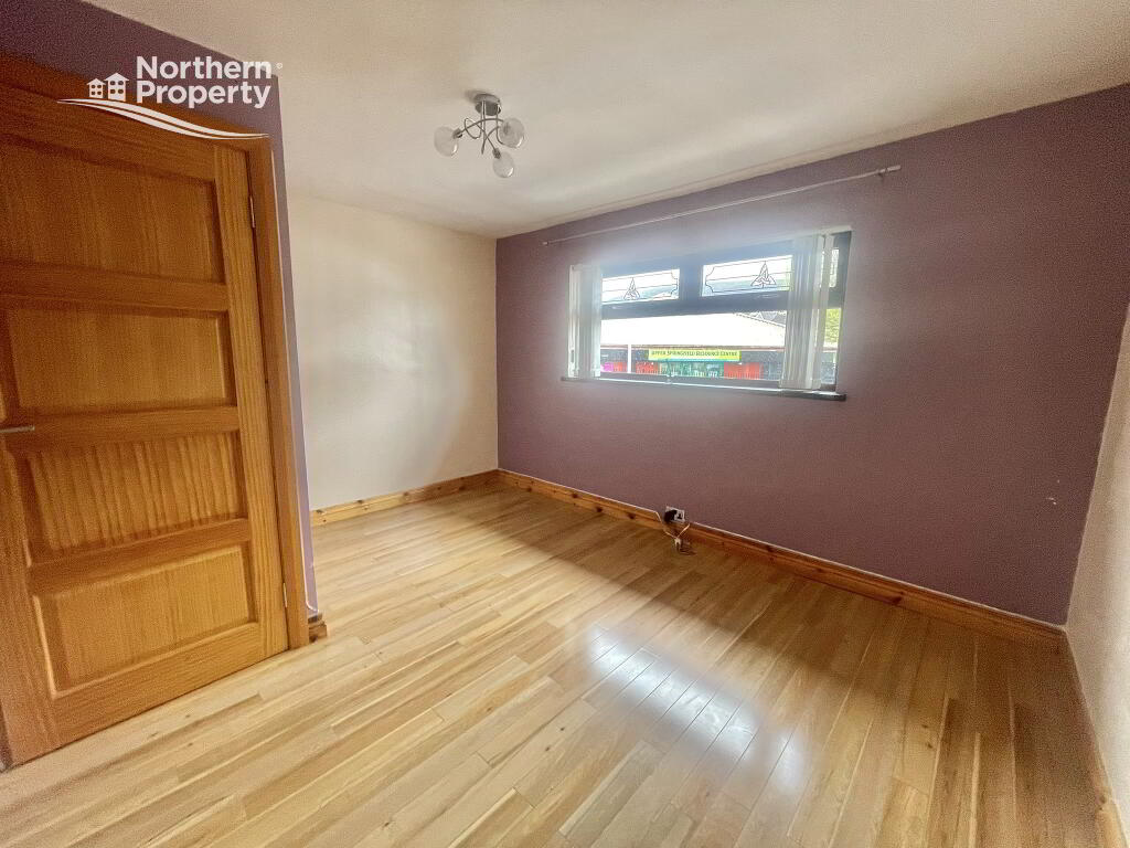 Photo 9 of 102 Ballymurphy Road, Belfast