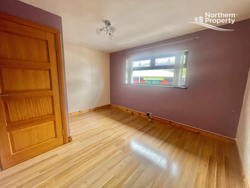 Photo 10 of 102 Ballymurphy Road, Belfast