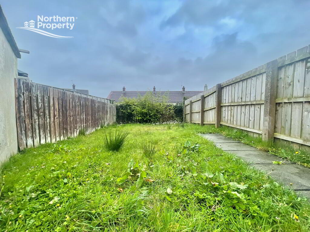 Photo 15 of 102 Ballymurphy Road, Belfast