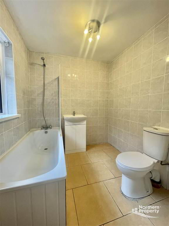 Photo 9 of 90 St James Road, Belfast