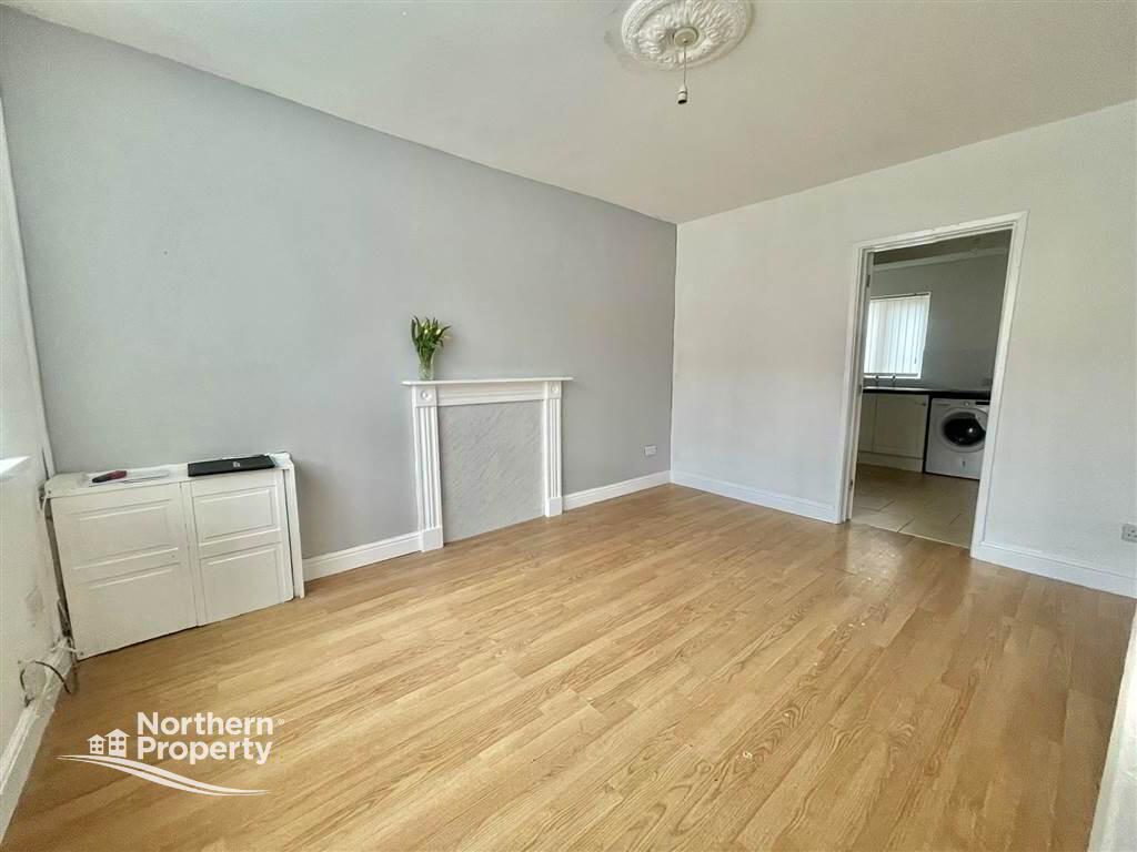 Photo 4 of 90 St James Road, Belfast